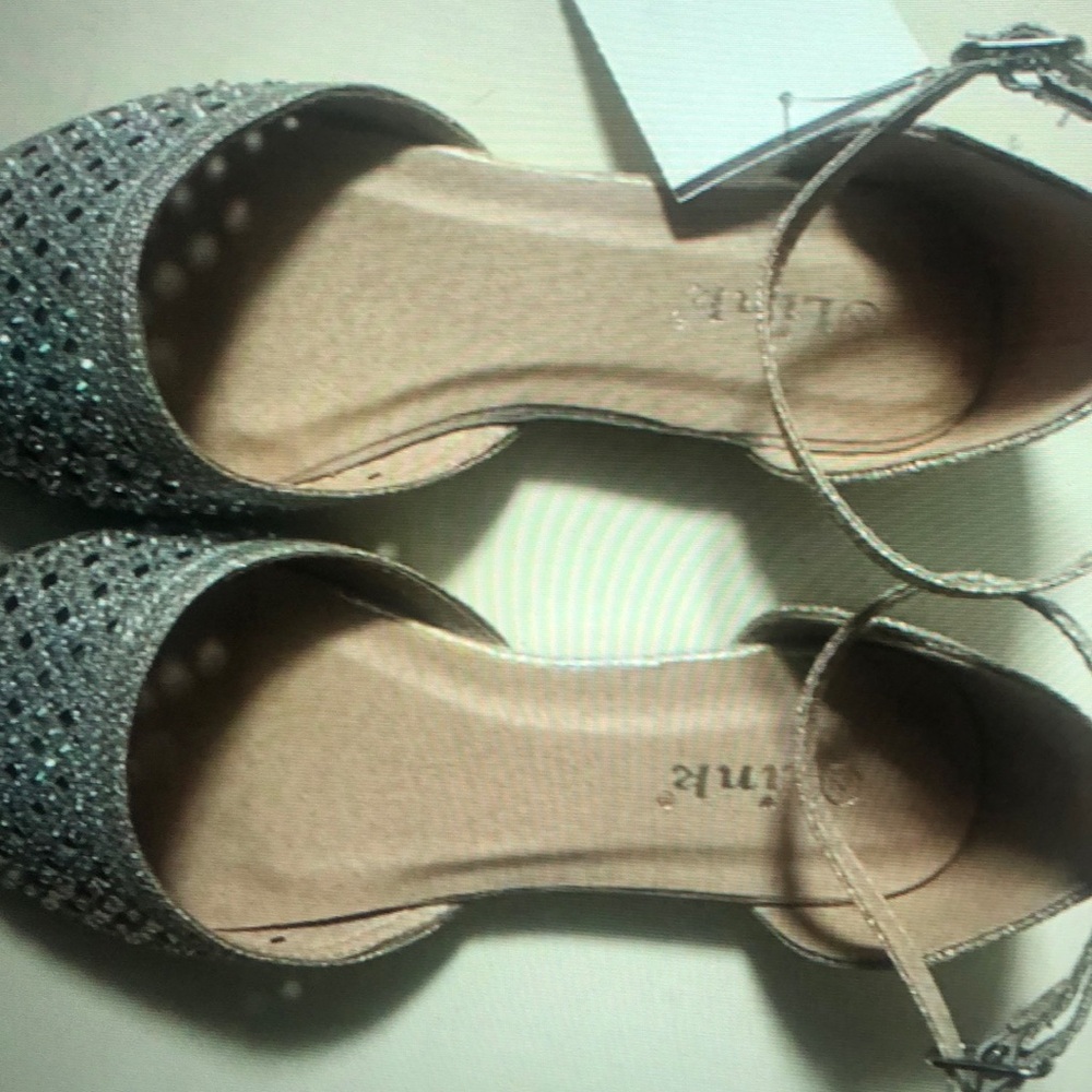 Flat shoes silver rhinestone new ps size 2